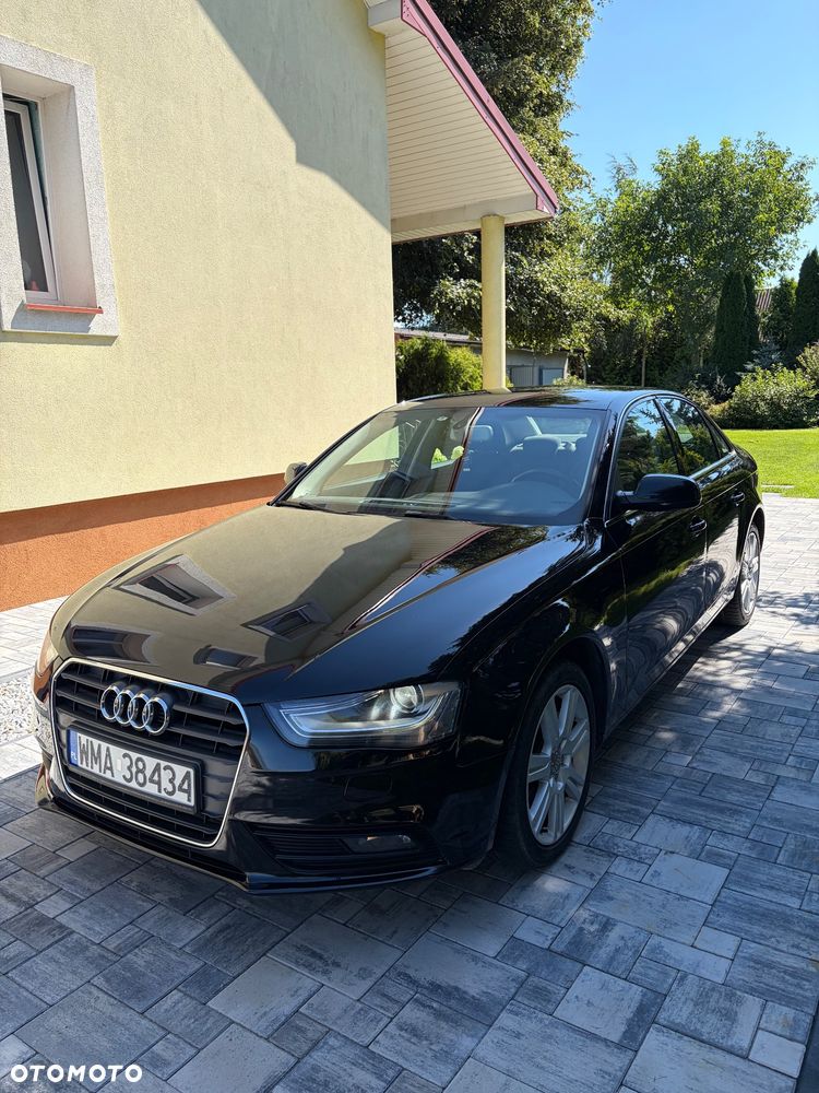 Audi A4 Limousine - 2