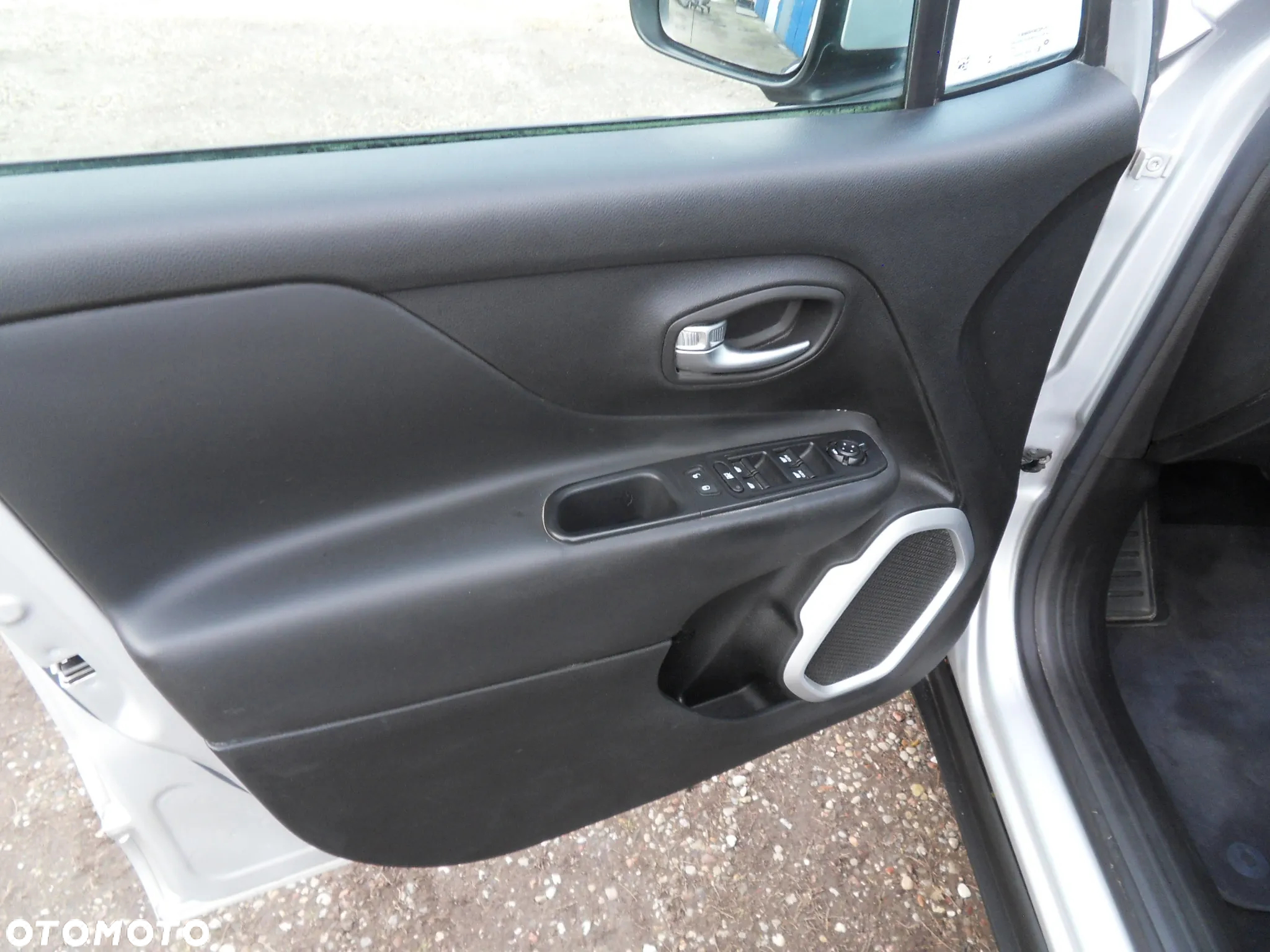 Jeep Renegade 1.4 MultiAir Limited FWD S&S - 13