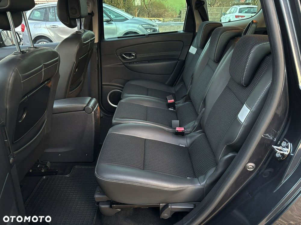 Renault Grand Scenic - 22
