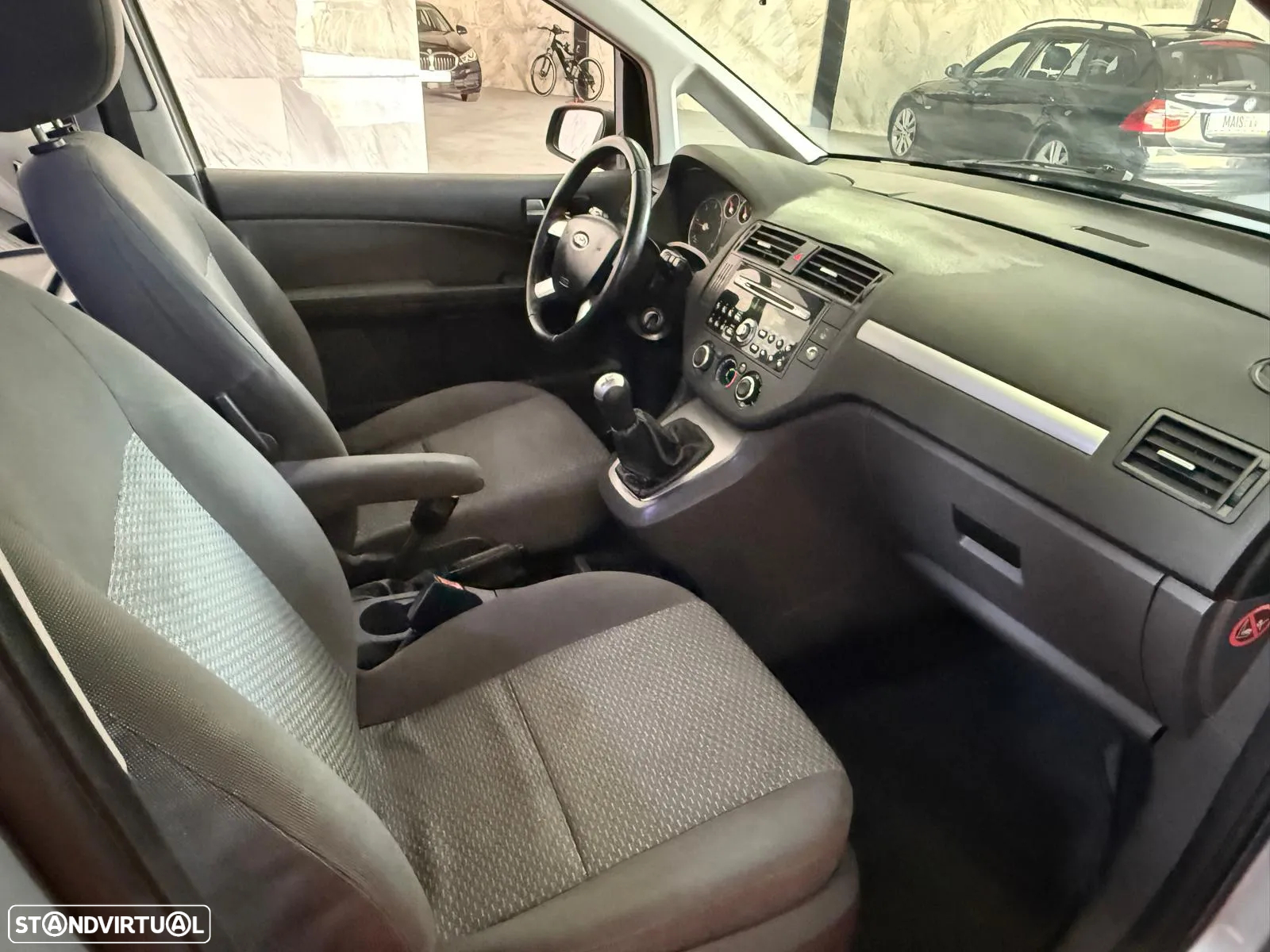 Ford Focus C-Max 1.6 TDCi Ambiente - 8
