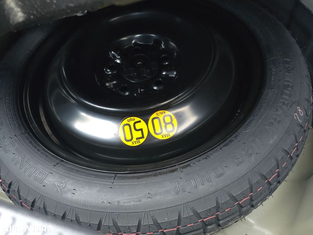 Toyota Camry 2.5 Hybrid Exclusive - 25