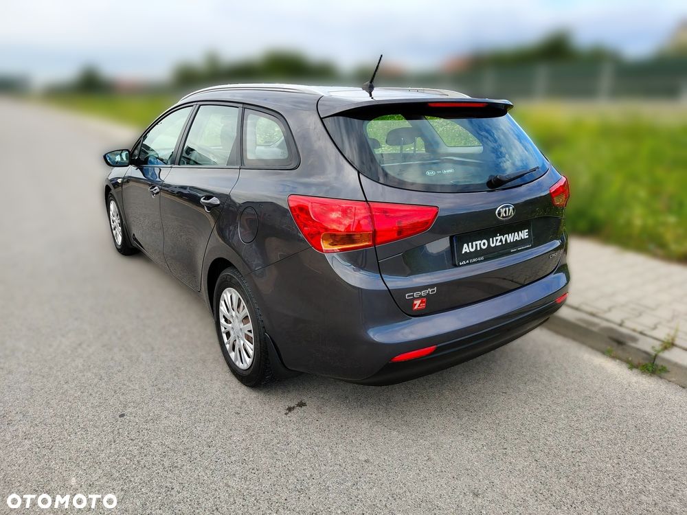 Kia Ceed 1.6 CRDi M - 12