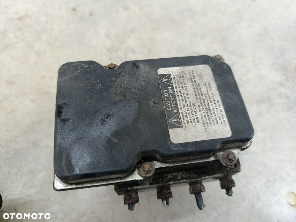 POMPA ABS TOYOTA AVENSIS II T25 44510-05040 0265281327  0265800313  BOSCH - 6