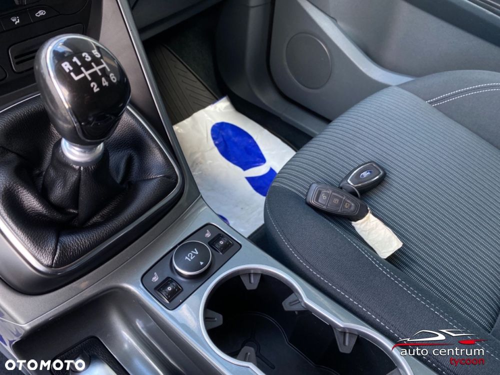 Ford C-MAX - 12