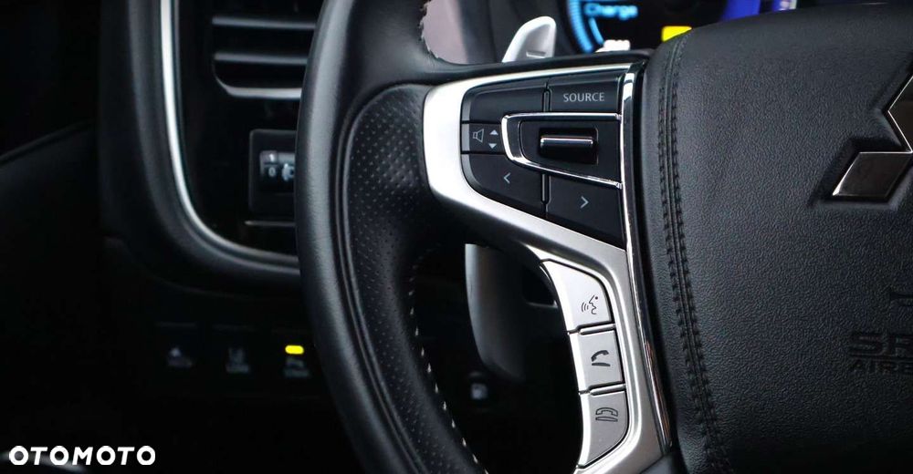 Mitsubishi Outlander - 27