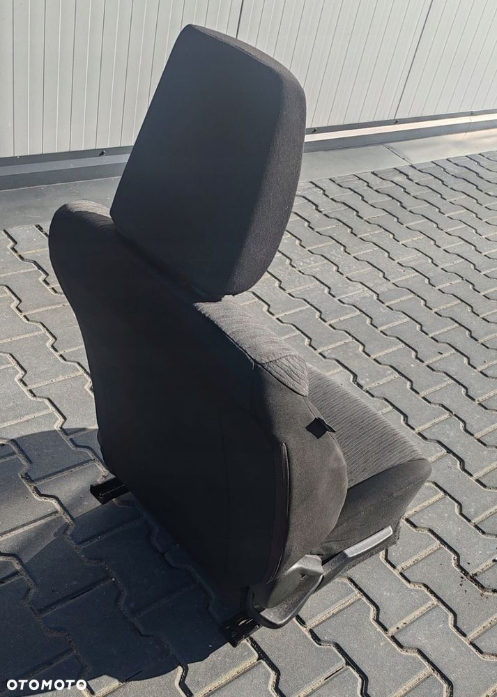 Fotel prawy pasażera przedni przód SUZUKI BALENO II 15- - 4