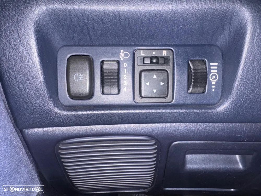 Mitsubishi Carisma HB 1.9 Di-D HP Avance - 18