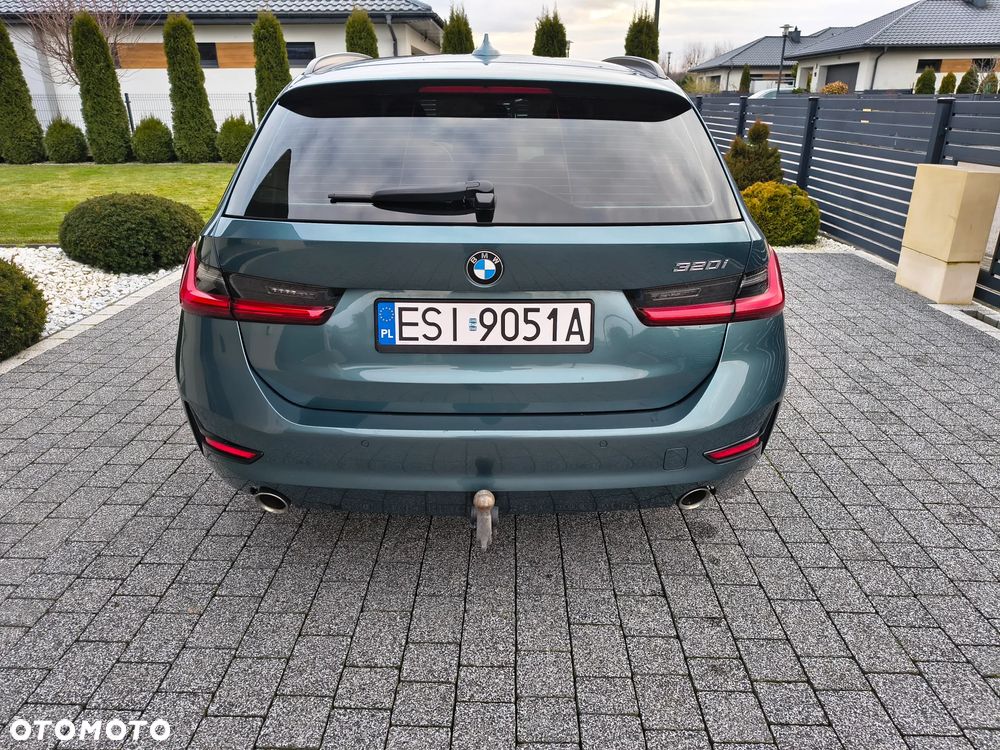 BMW Seria 3 320i Sport Line Shadow - 9