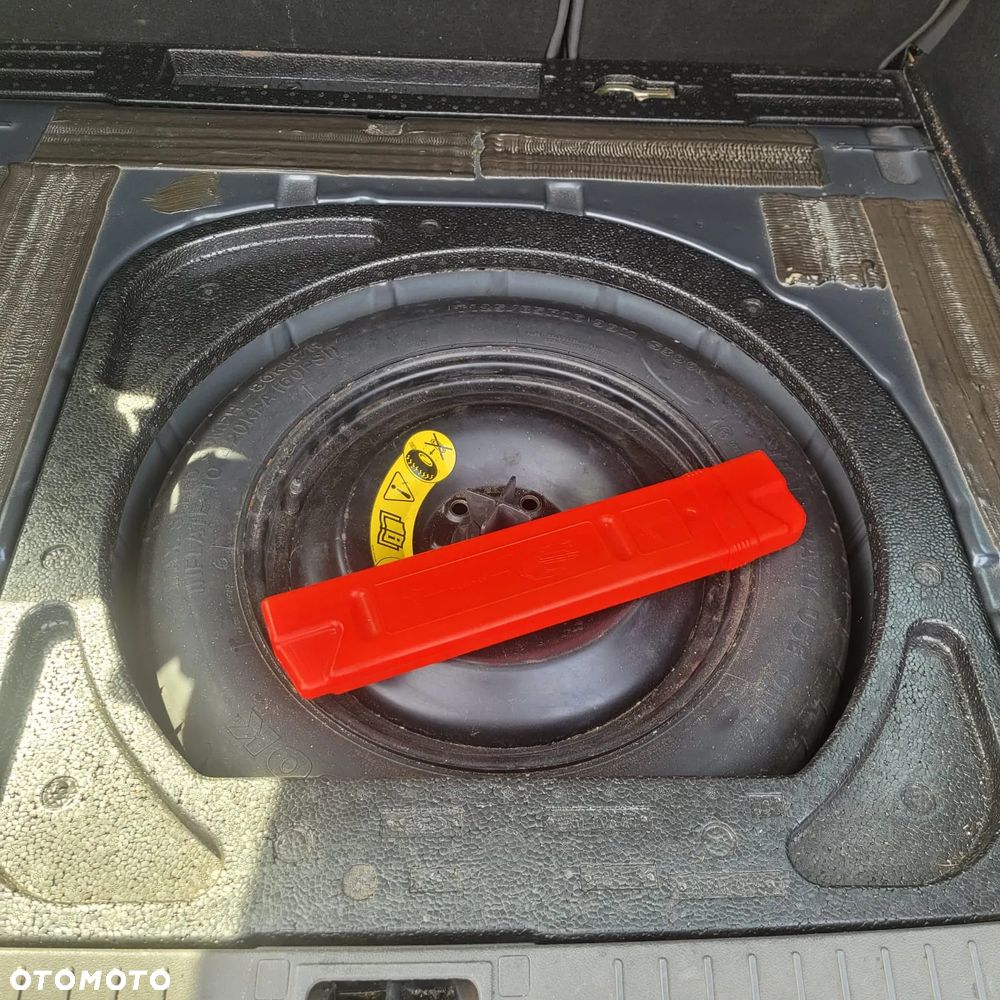 Ford Focus 1.8 TDCi Ambiente - 19