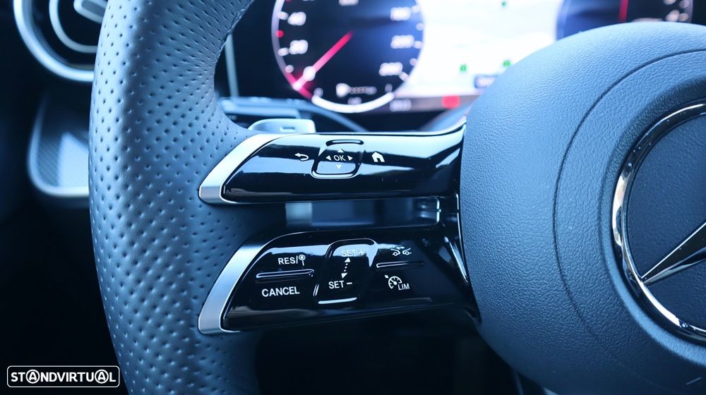 Mercedes-Benz GLC 300 de Coupe 4Matic - 25