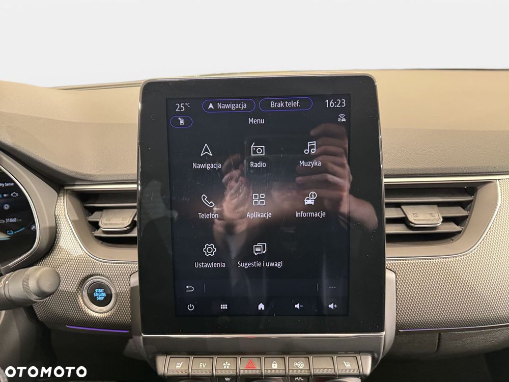 Renault Arkana E-TECH Full 145 Techno - 24