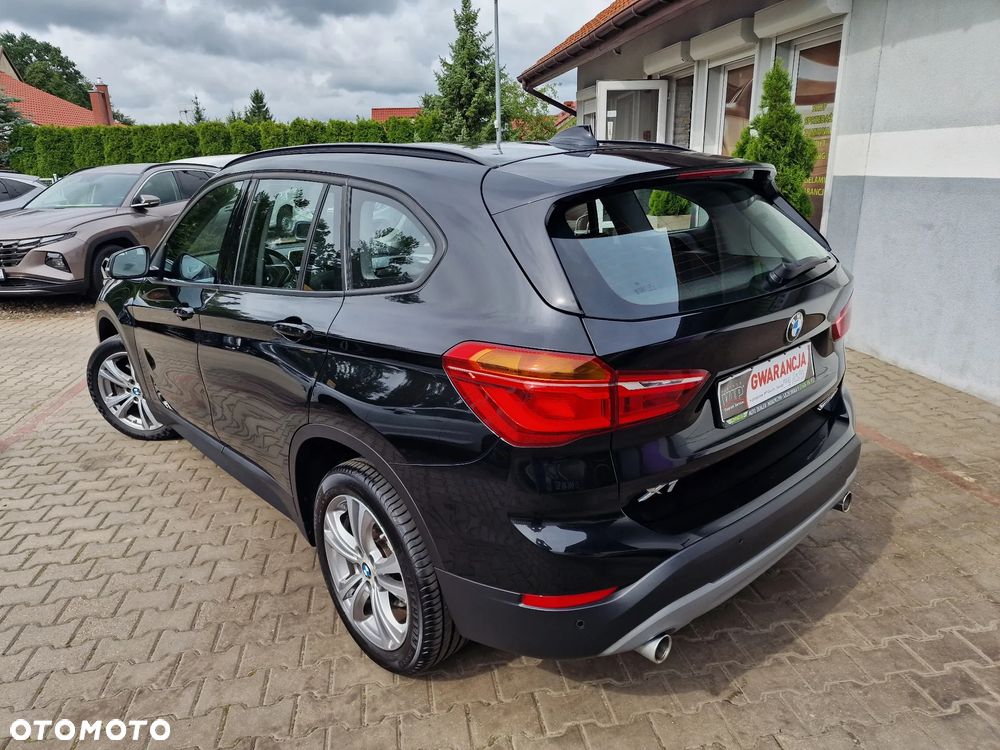 BMW X1 sDrive20d - 8
