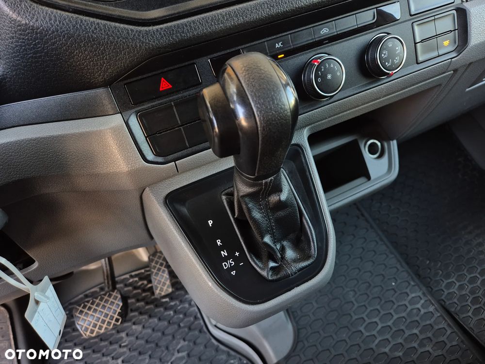 Volkswagen CRAFTER - 11