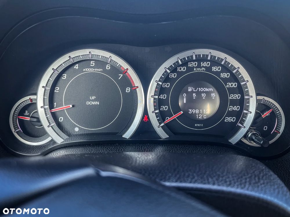 Honda Accord 2.0 Elegance - 18