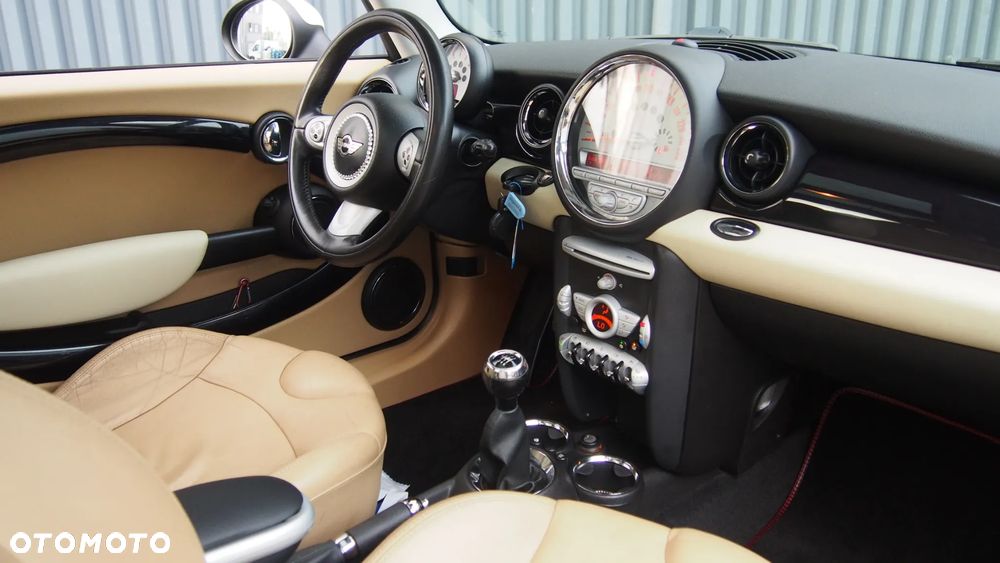 MINI Cooper 50 Camden - 5