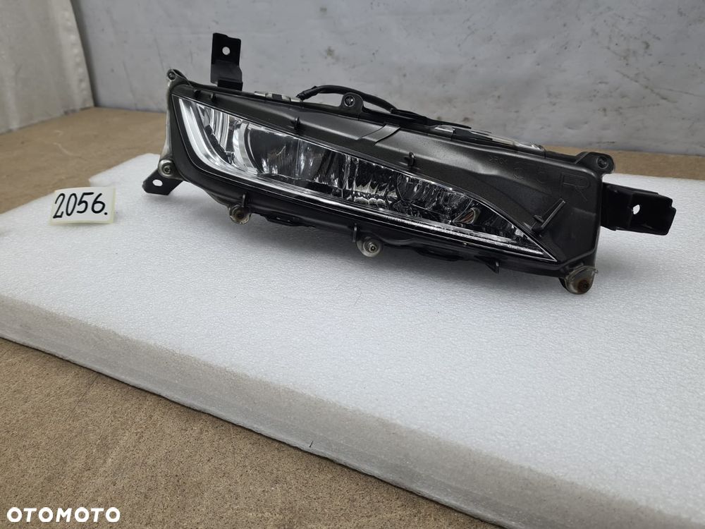 Lexus RX IV LIFT od19r halogen prawy Led DRL - 2