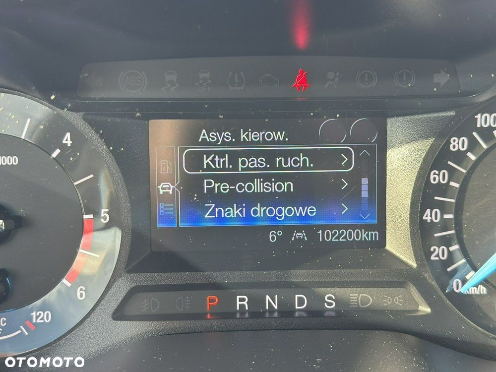 Ford Mondeo 2.0 EcoBlue Titanium - 25