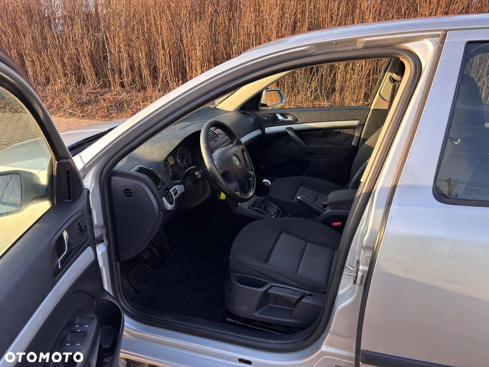 Skoda Octavia 1.9 TDI DPF Elegance - 11