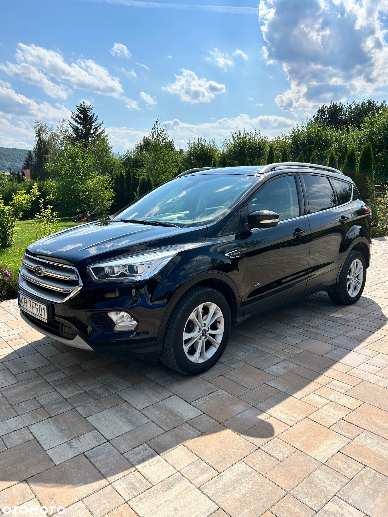 Ford Kuga 1.5 EcoBoost 4WD Titanium - 3