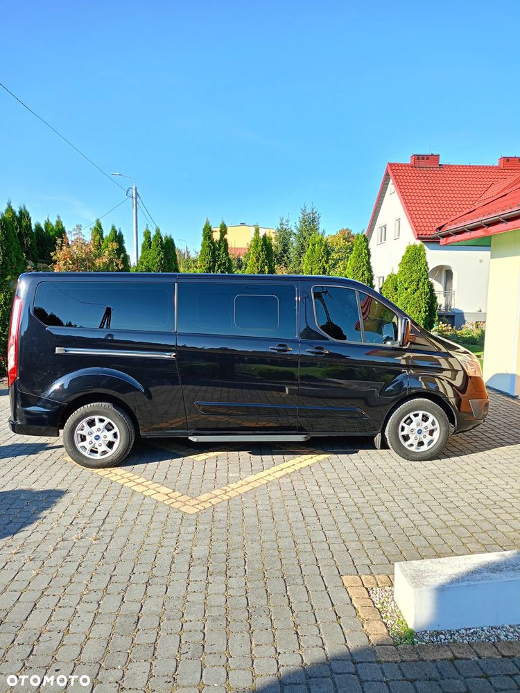 Ford Tourneo Custom - 3