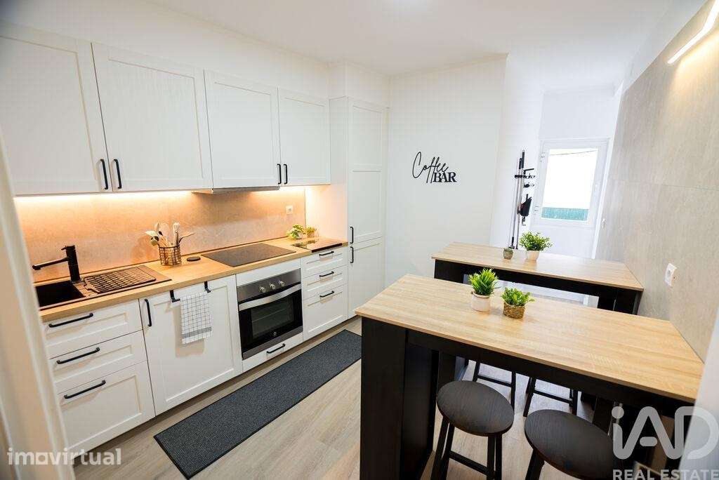 Apartamento T5 em Barreiro e Lavradio de 107 m2 - Grande imagem: 2/29