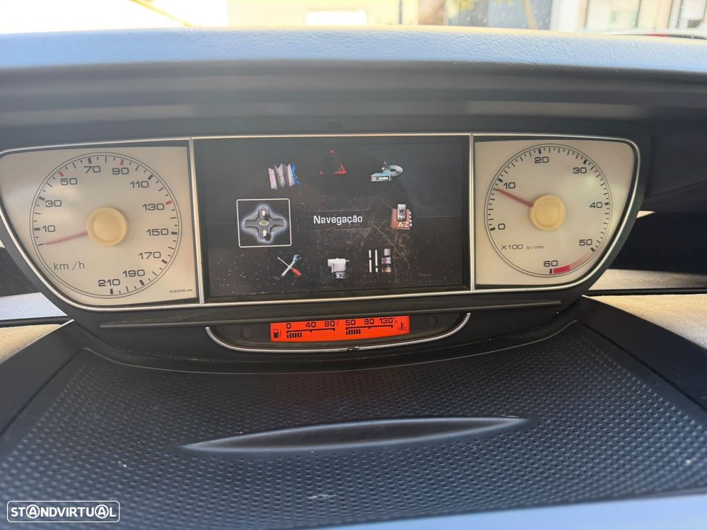 Peugeot 807 2.0 HDi - 11