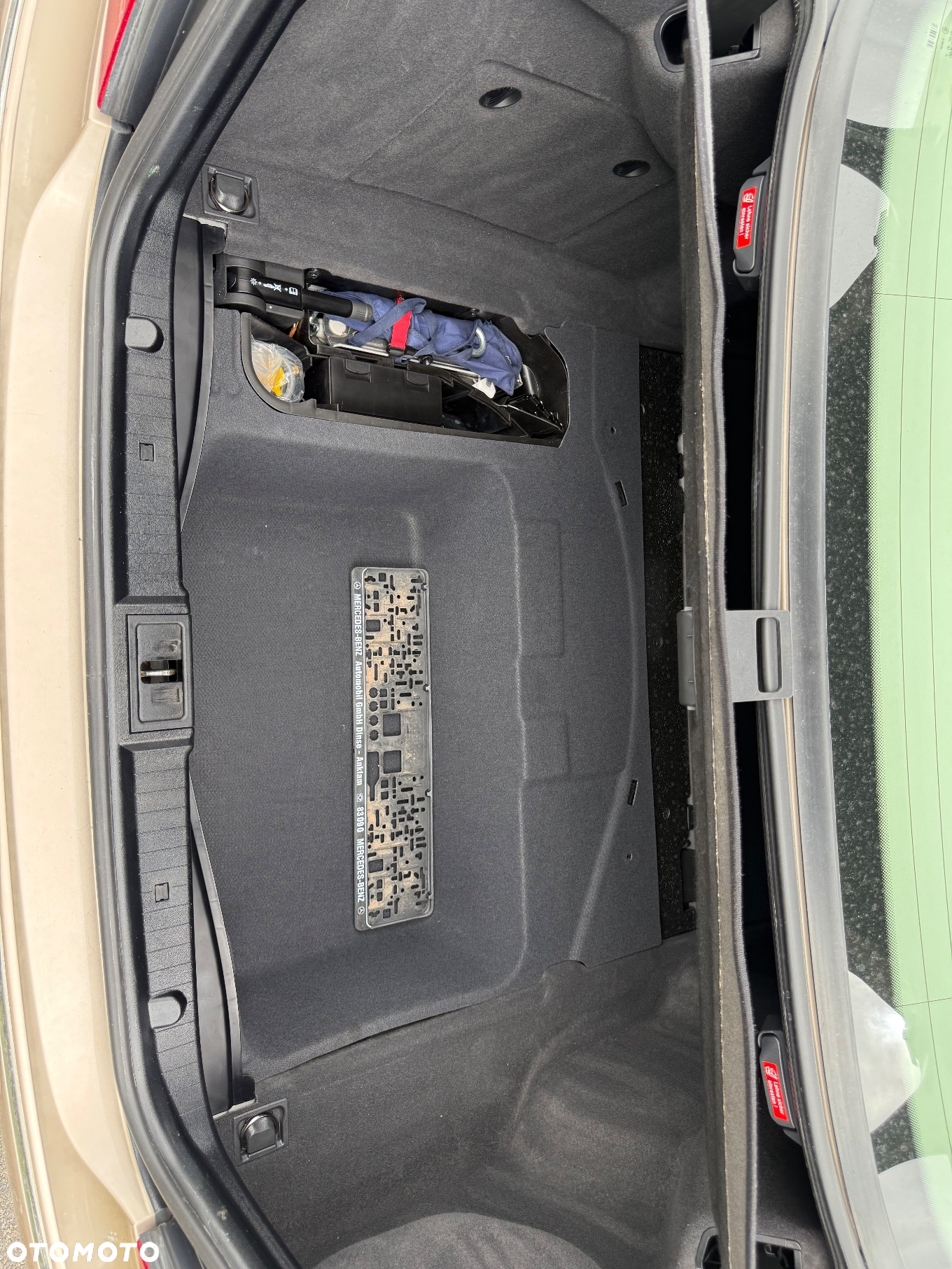 Mercedes-Benz Klasa E 200 Kompressor Automatik Elegance - 32