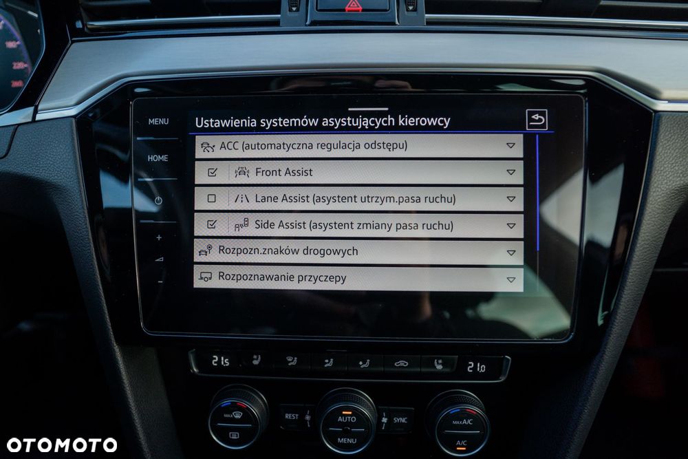 Volkswagen Passat 2.0 TDI Elegance DSG - 16