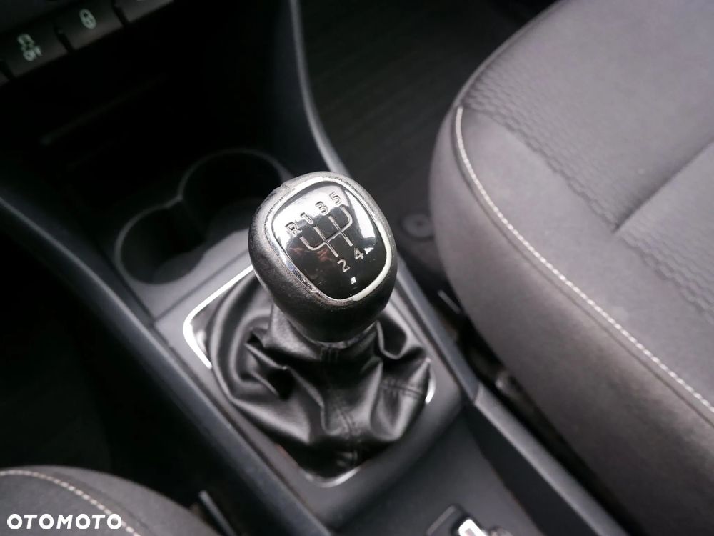 Skoda RAPID 1.2 TSI Ambition - 30