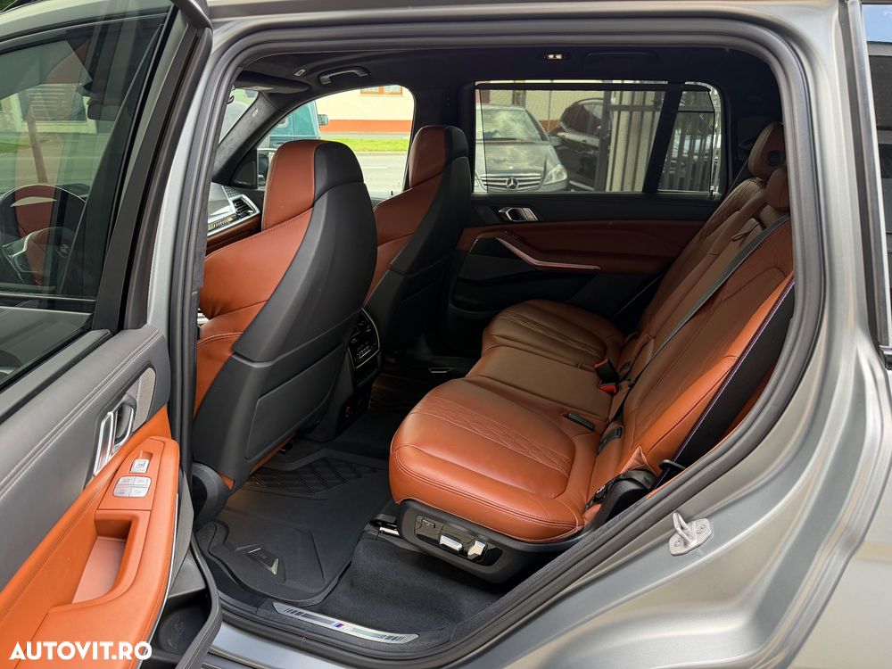 BMW X7 M60i xDrive - 13