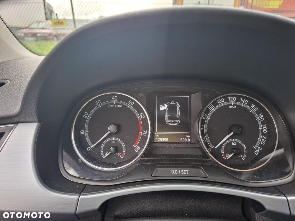 Skoda Fabia 1.0 TSI Active - 4