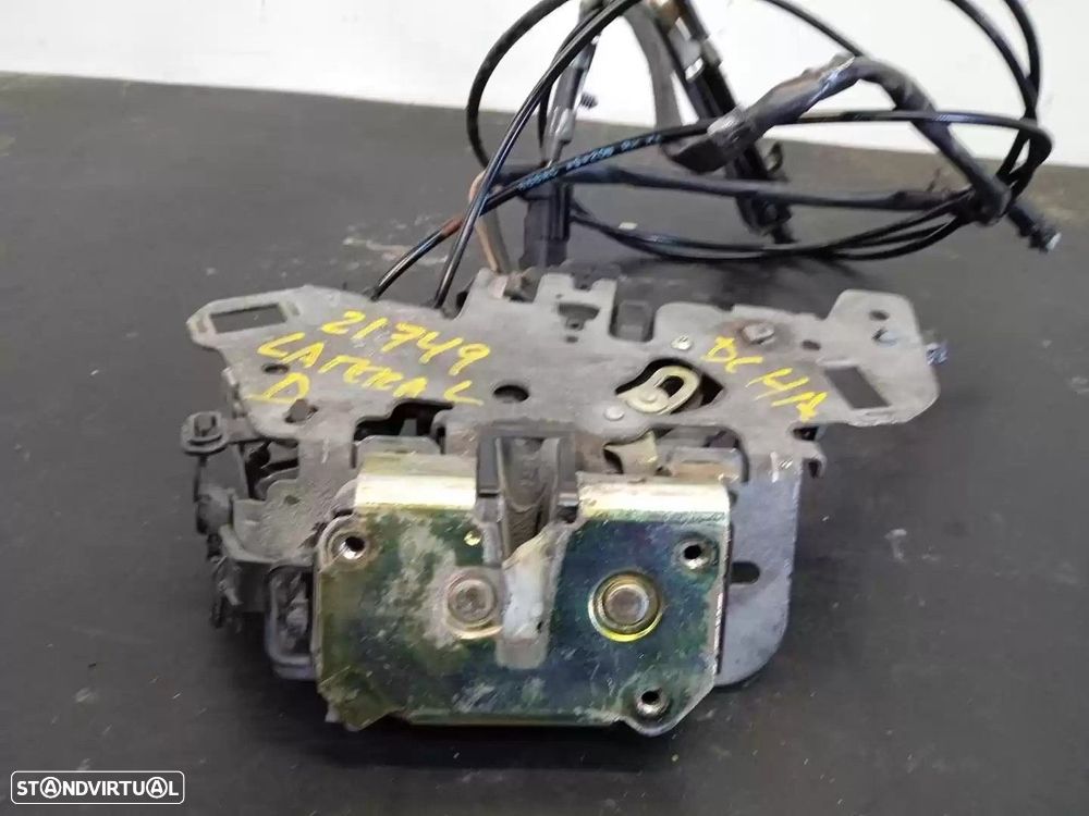 FECHADURA PORTA LATERAL DIREITA CHRYSLER VOYAGER IV 2001 -VM07C - 2