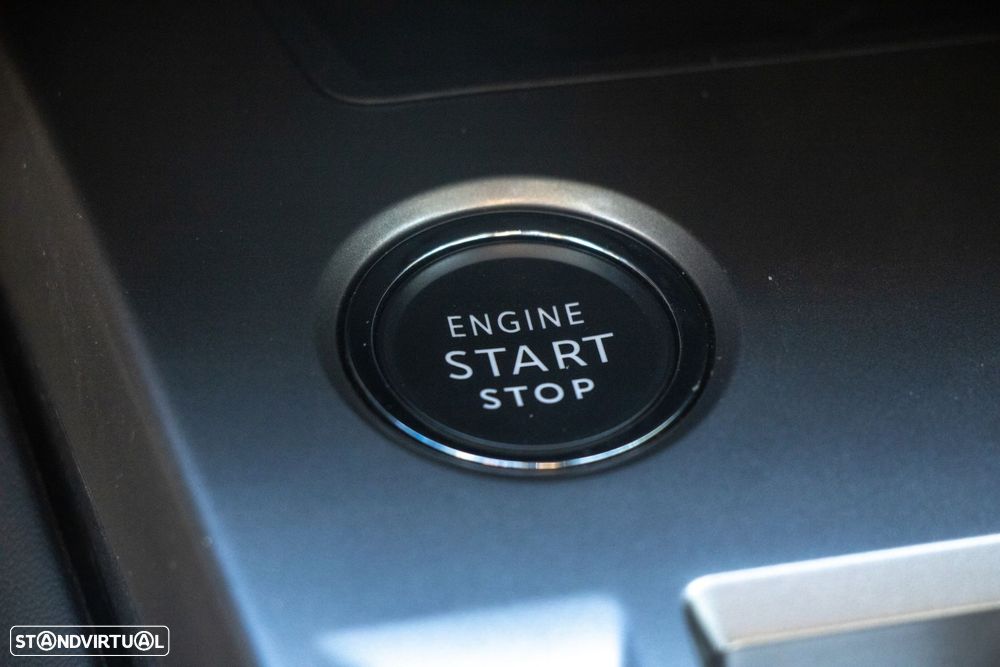 Peugeot 408 1.2 PureTech Allure Pack EAT8 - 25