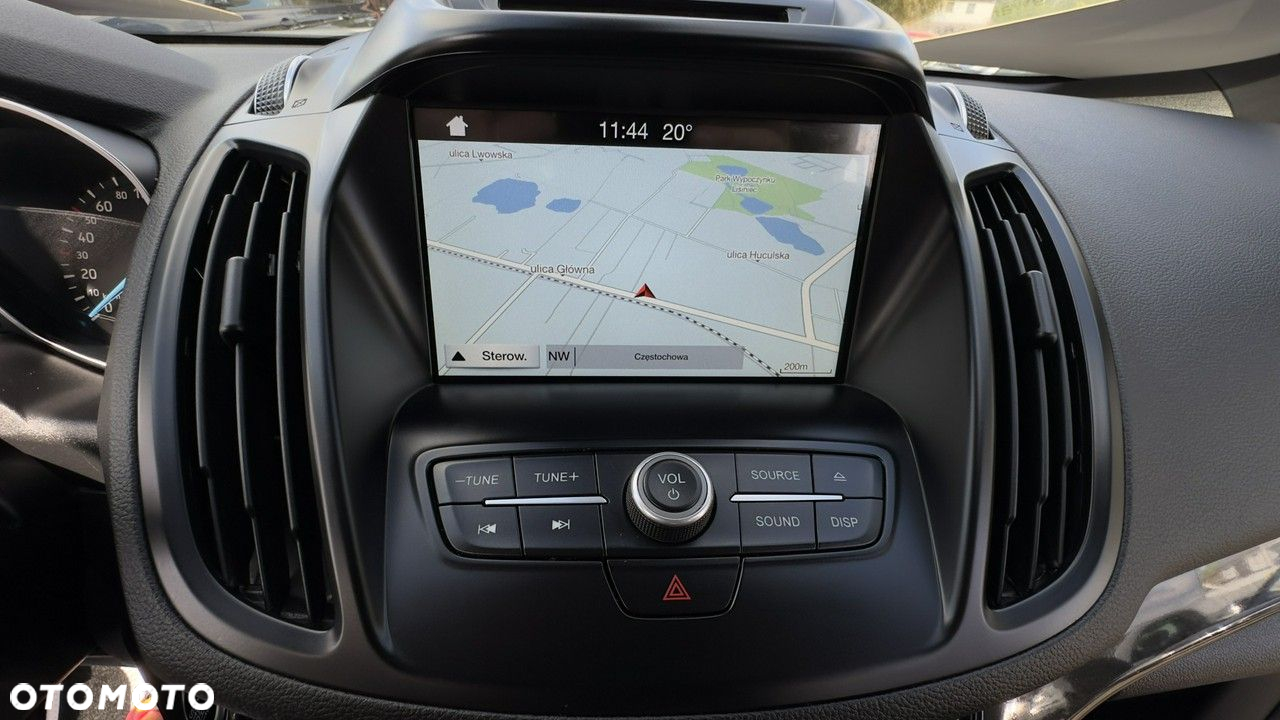 Ford Kuga - 17