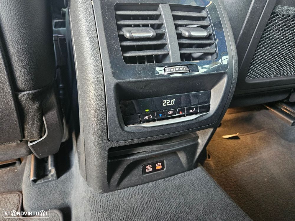 BMW X3 30 e xDrive xLine - 40
