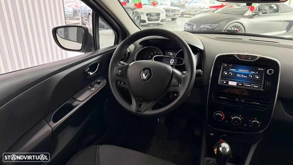 Renault Clio Sport Tourer 1.5 dCi Dynamique S - 17
