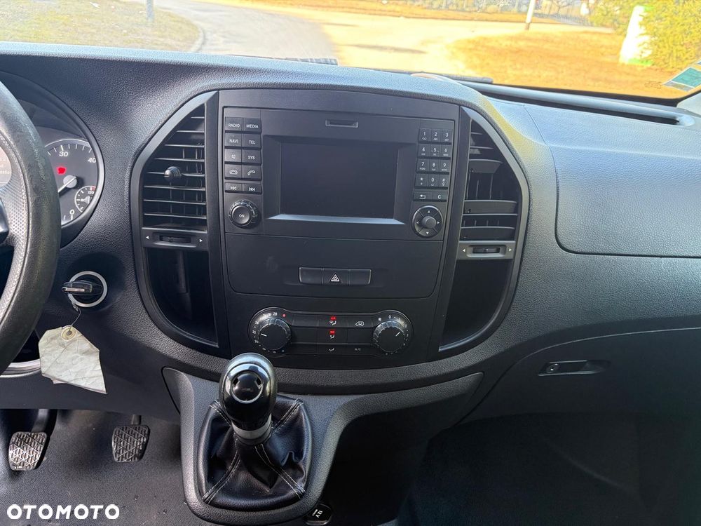 Mercedes-Benz Vito - 12