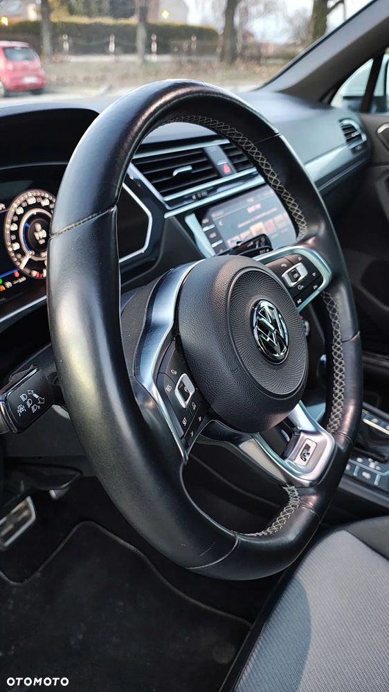 Volkswagen Tiguan - 17