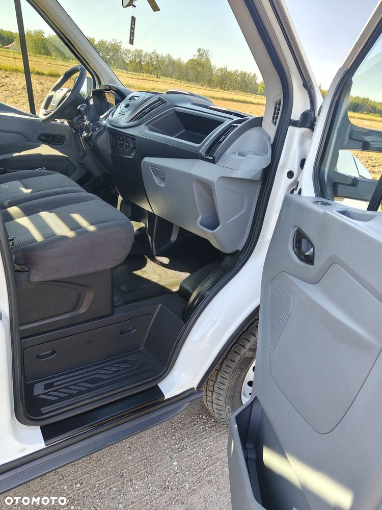 Ford transit - 19
