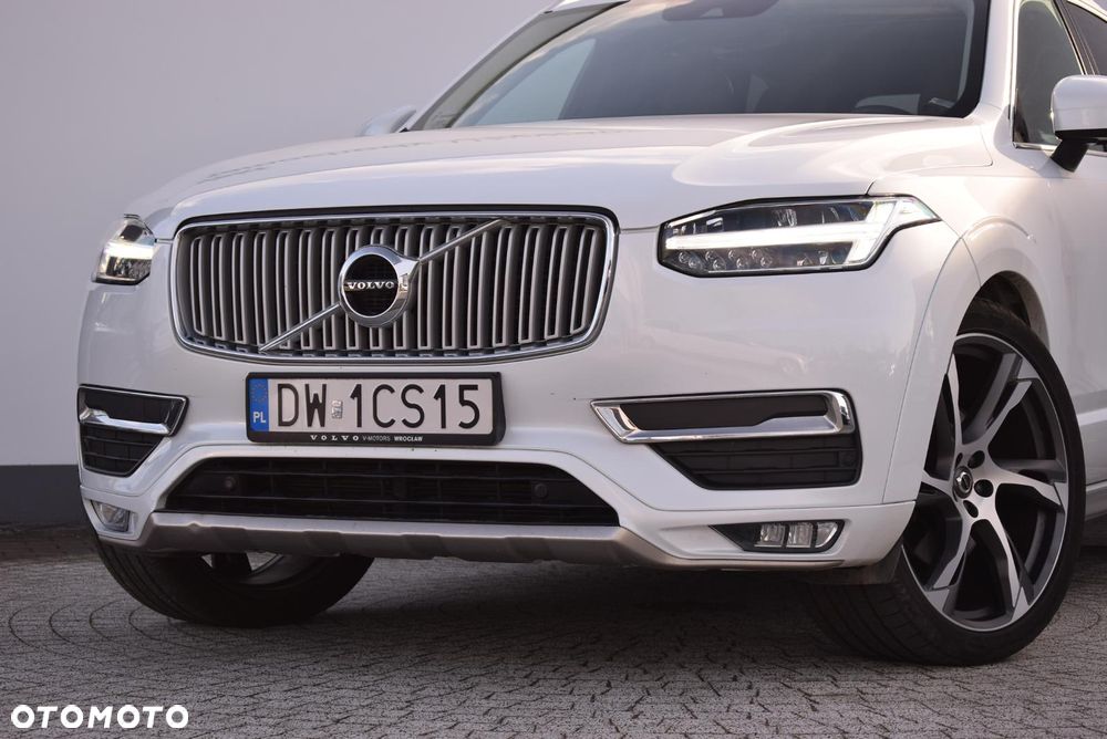 Volvo XC 90 D5 SCR AWD Inscription - 4