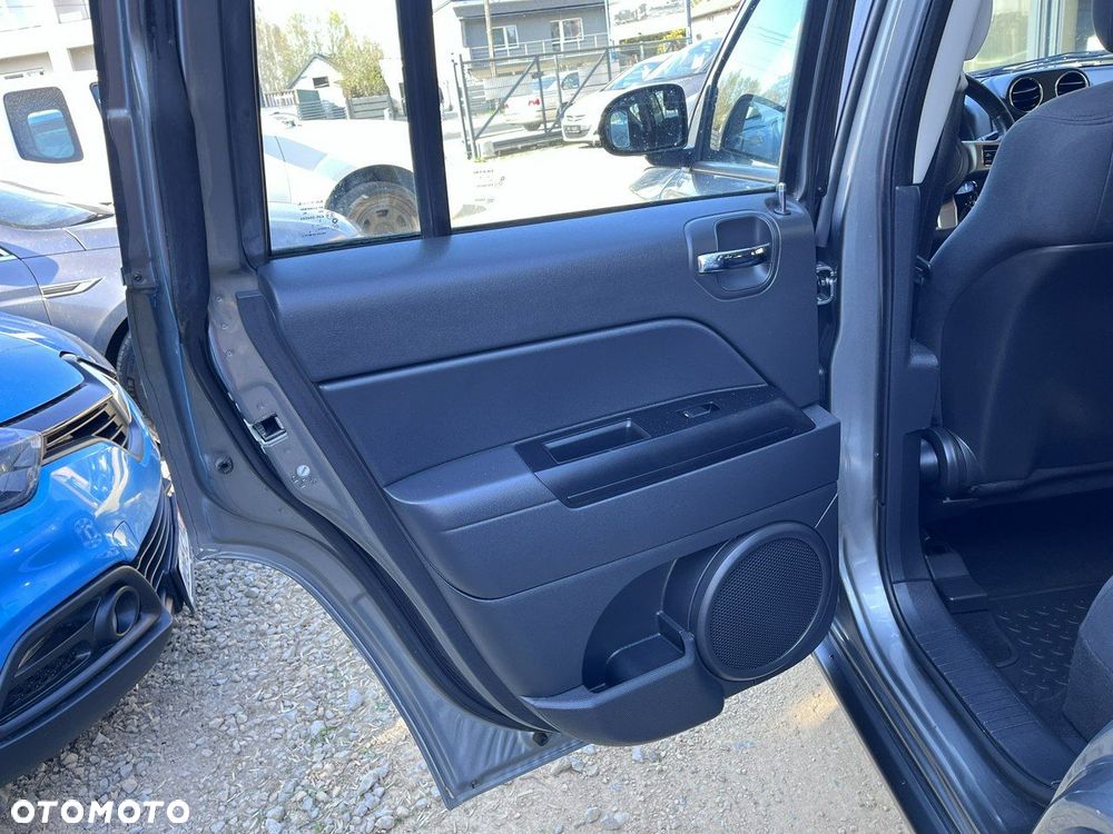 Jeep Compass - 29