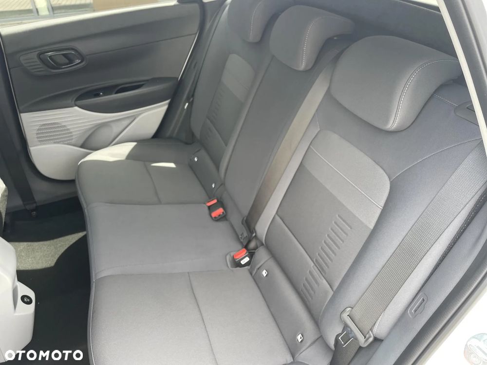 Hyundai Bayon 1.0 T-GDI Executive DCT - 22