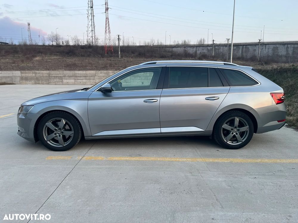 Skoda Superb 2.0 TDI DSG Style - 21