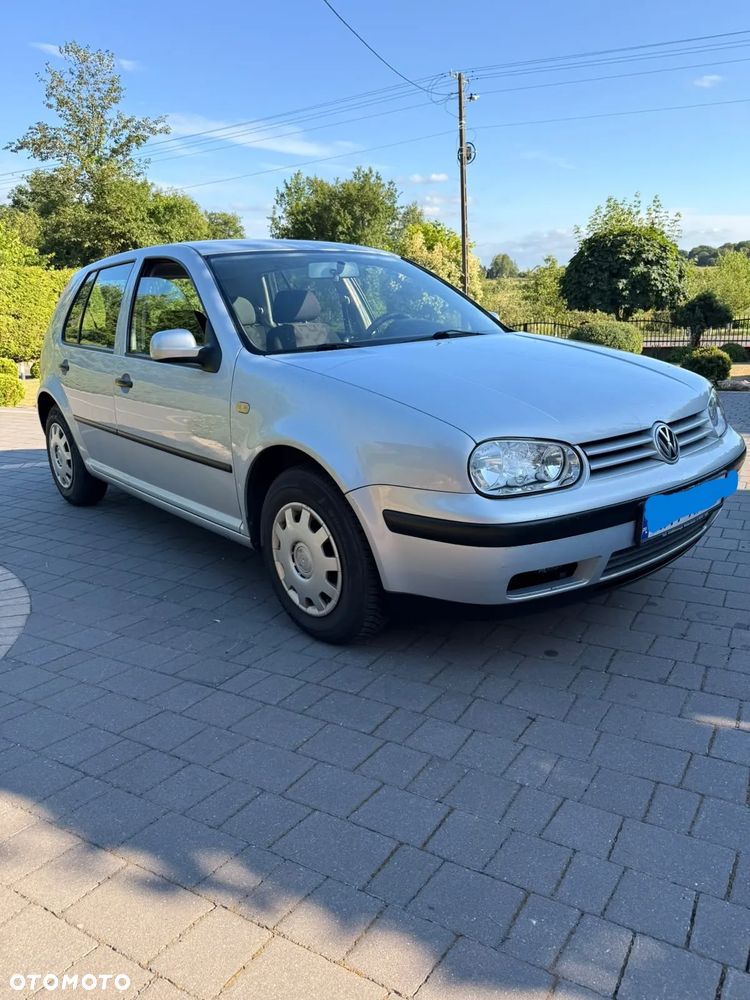 Volkswagen Golf 1.6 - 3