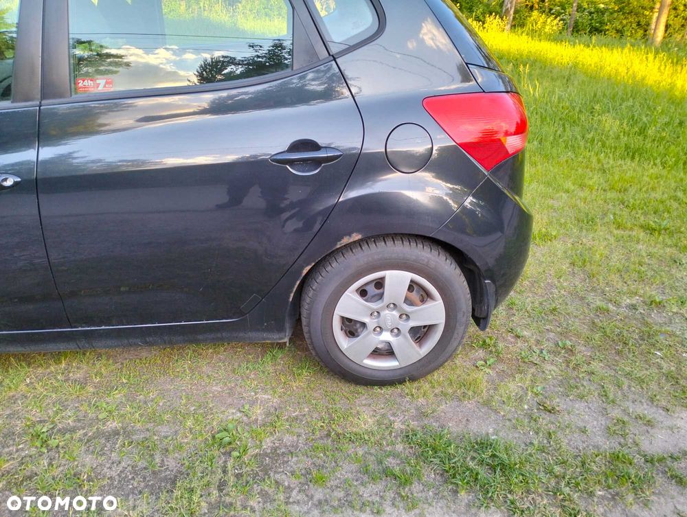 Kia Venga - 5
