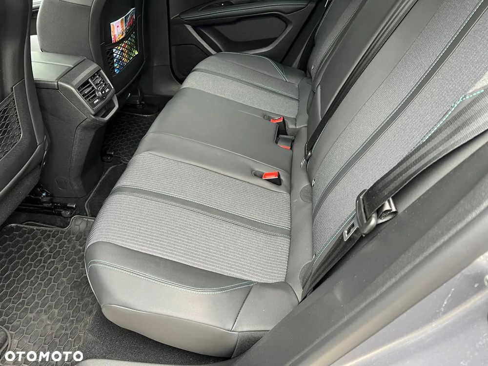 Peugeot 3008 1.2 PureTech Allure Pack S&S EAT8 - 25