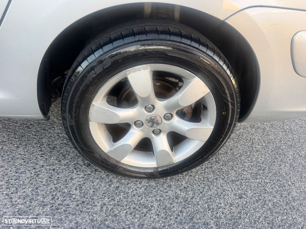 Peugeot 307 SW 1.6 HDi FAP Executive - 8