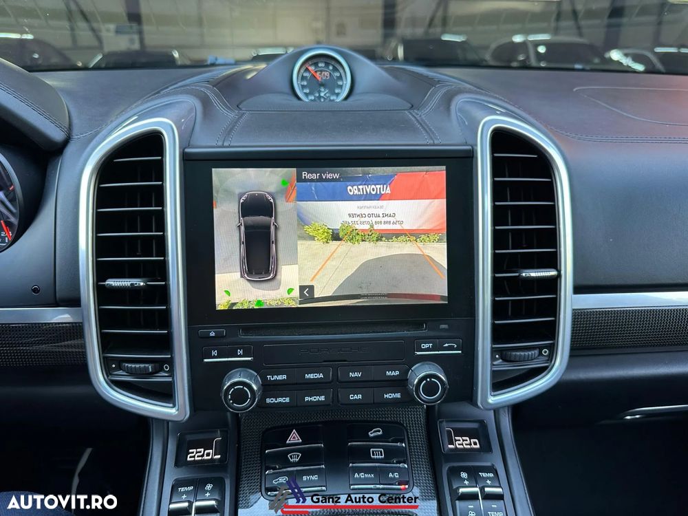 Porsche Cayenne Platinum Edition - 21