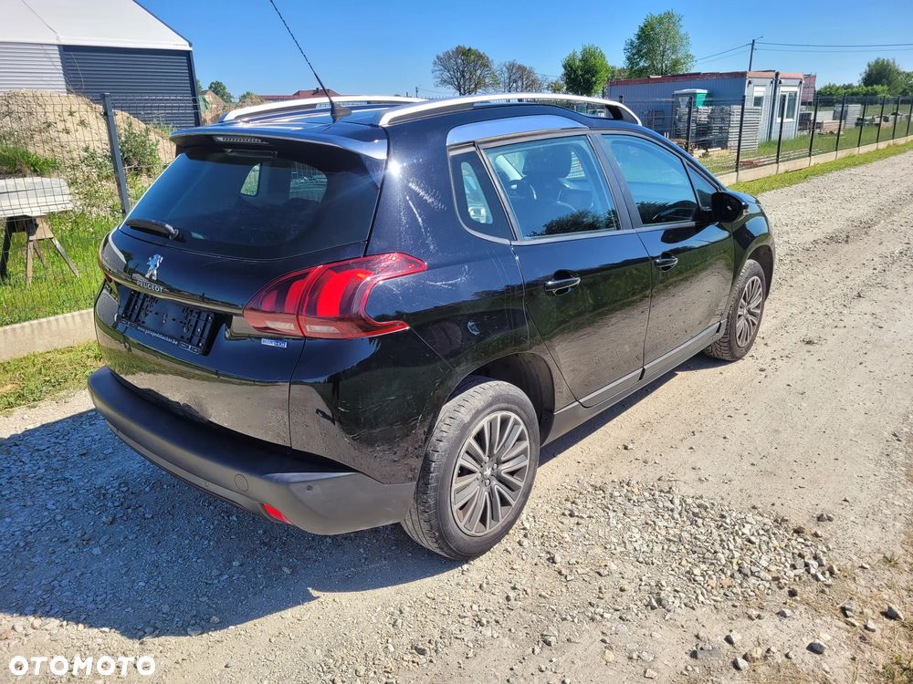 Peugeot 2008 - 3