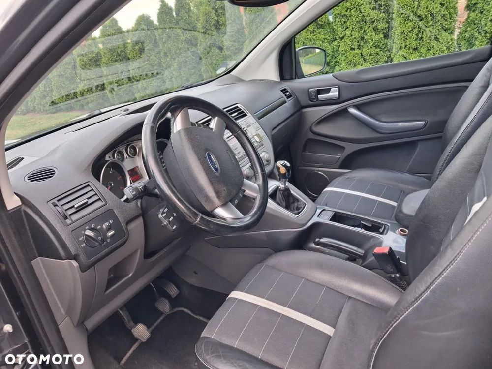Ford Kuga - 6